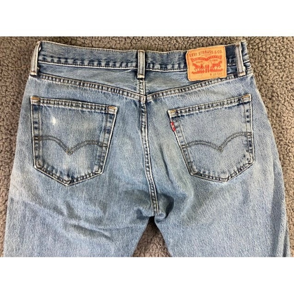 Levis 505 Regular Fit Straight Leg Jeans Light Wash Blue Mens 33x32 Distressed - Picture 5 of 11